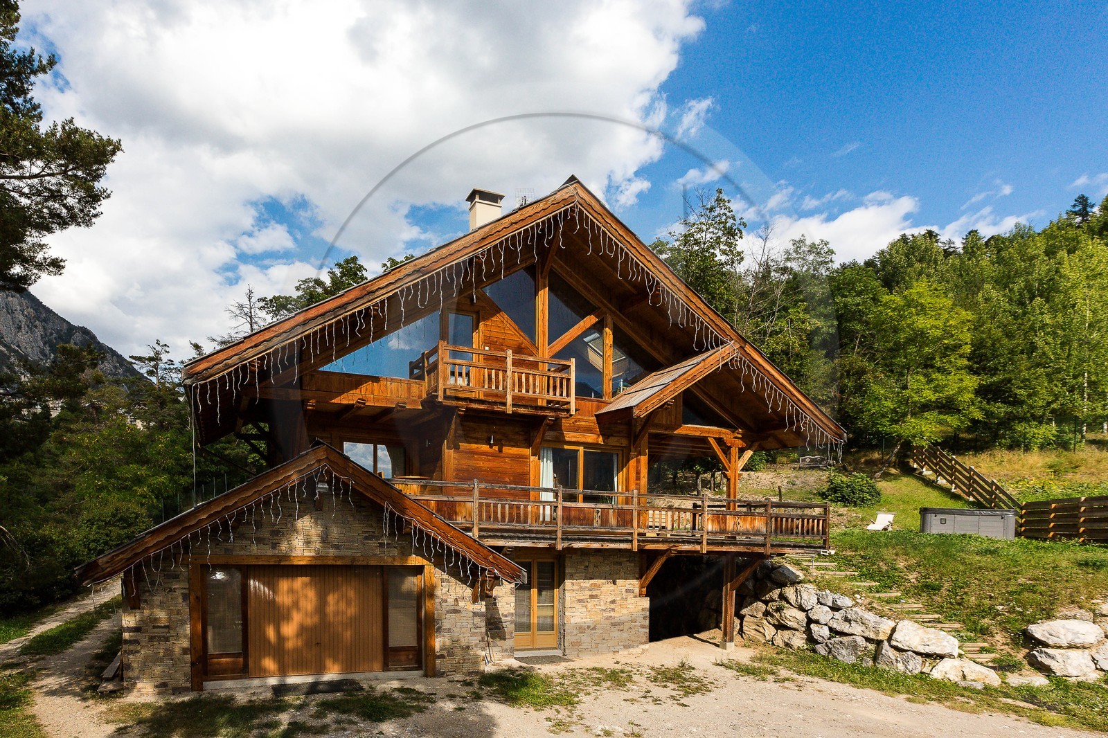 Briançon, charpente Robin Faure-Vincent