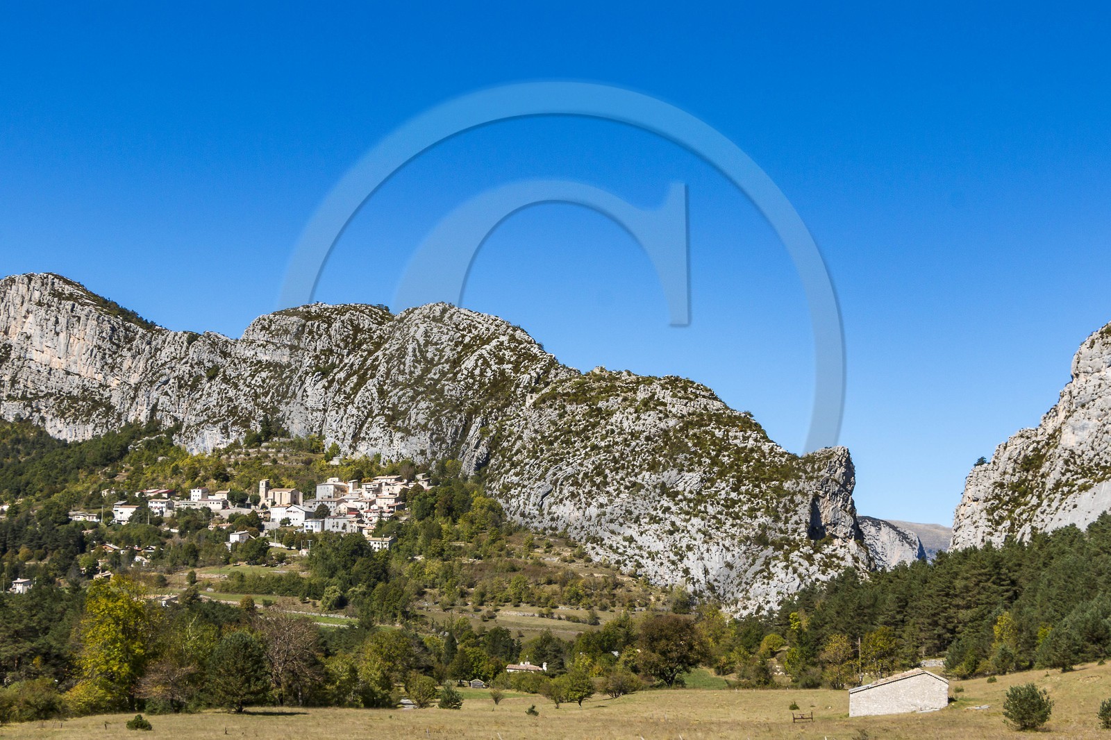 Estéron, Saint-Auban