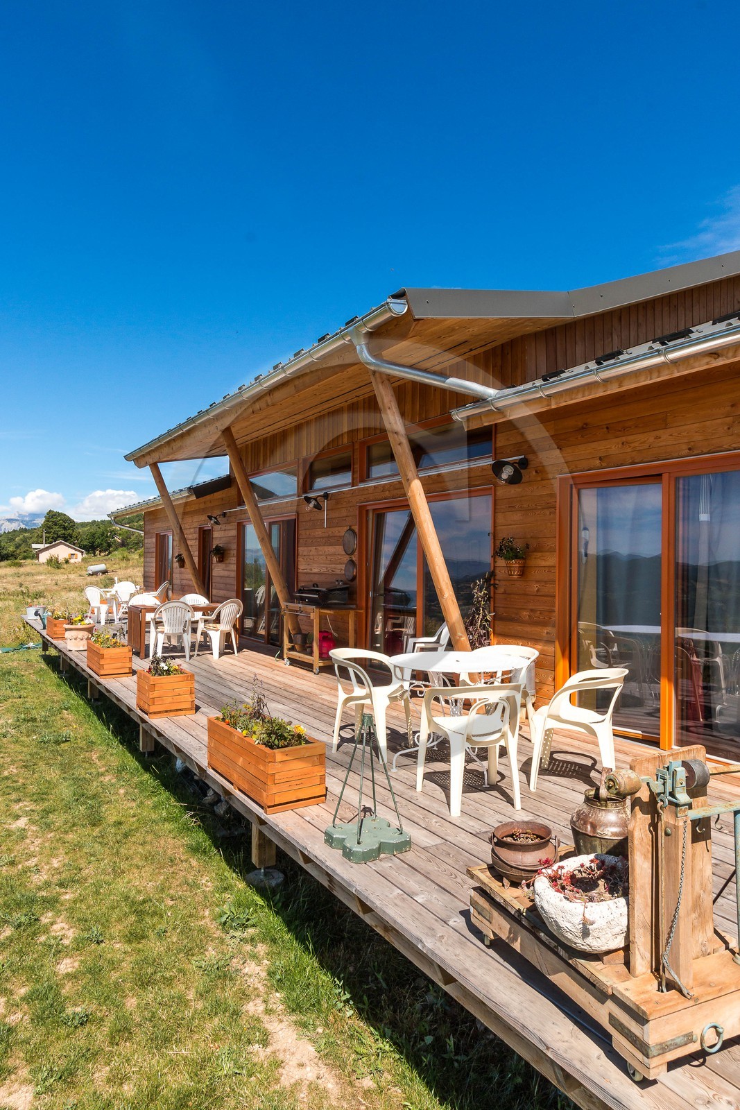 Constructeur de maison en paille