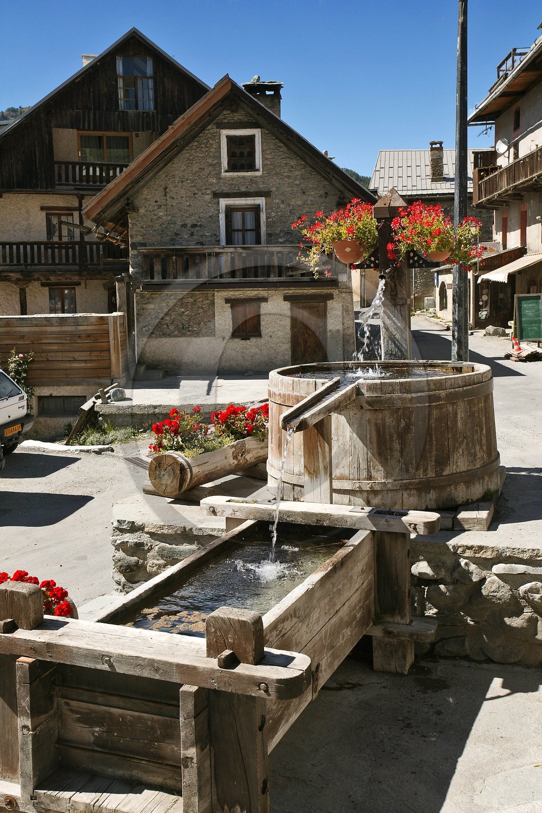 Fontaine à Molines-en-Queyras