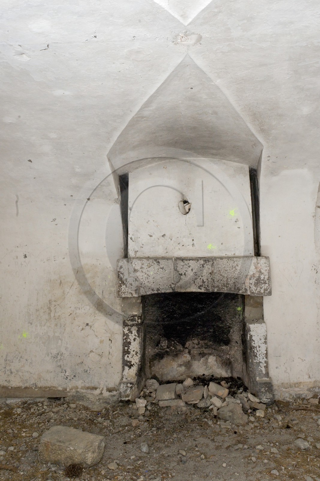 Briançon, Fort du Randouillet, cheminée