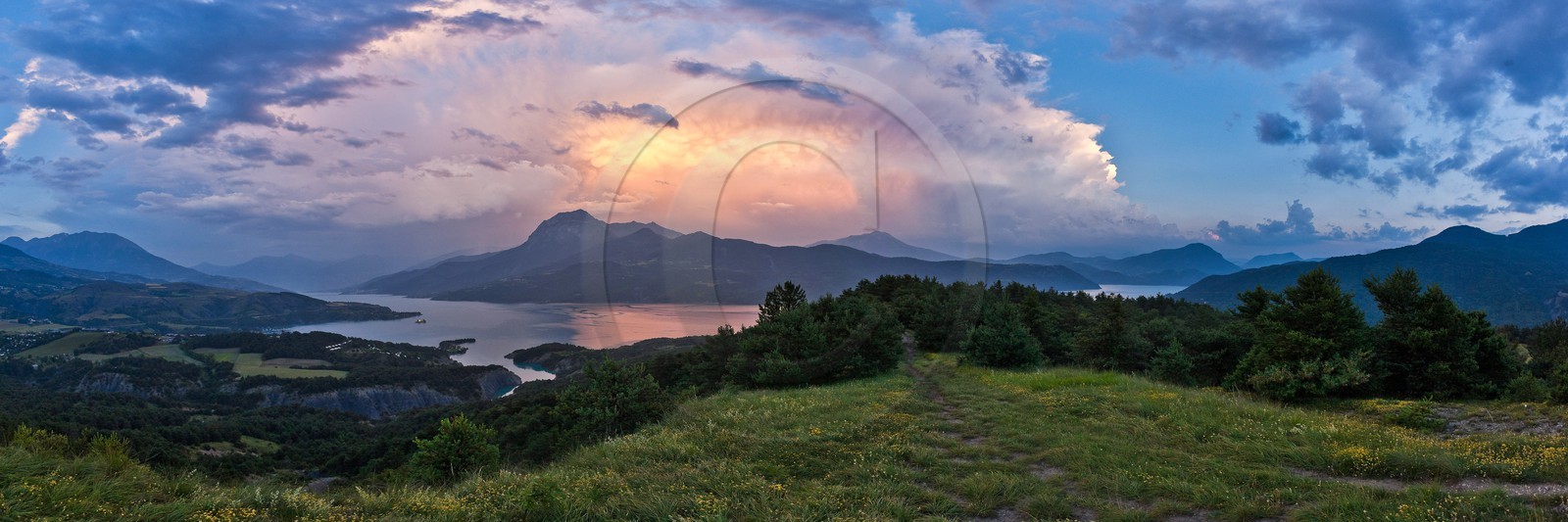Lac de Serre-Ponçon