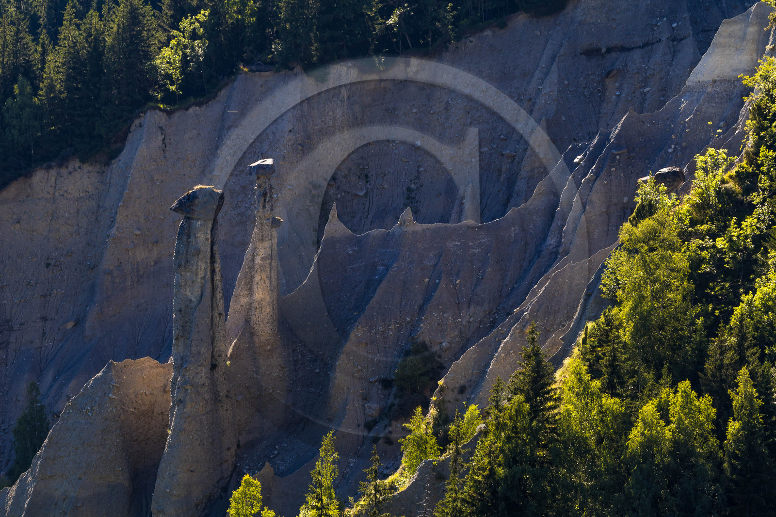Montgellafrey, cheminées de fées