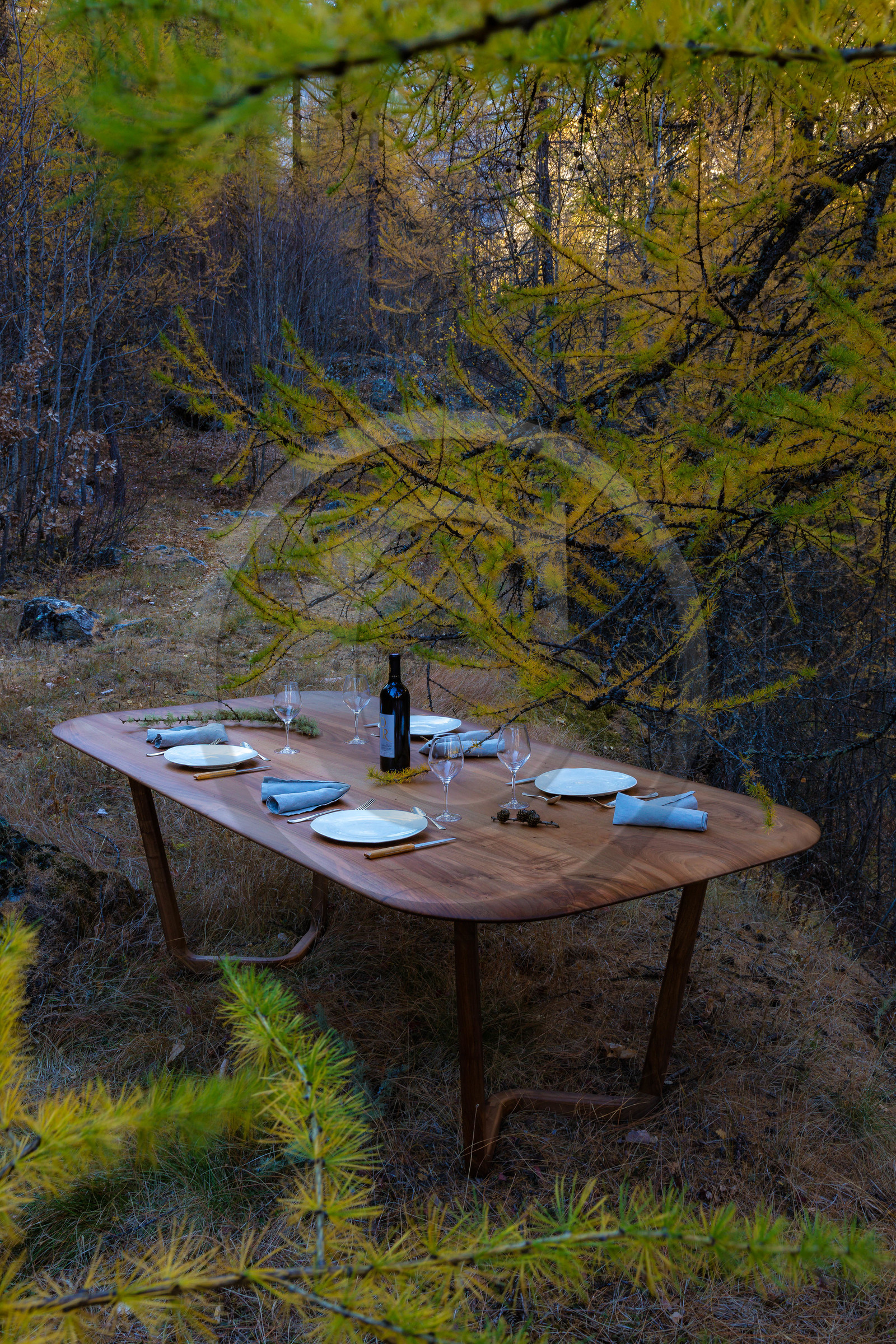 Monts & Merveilles, Maître Artisan d’Art, , table en noyer