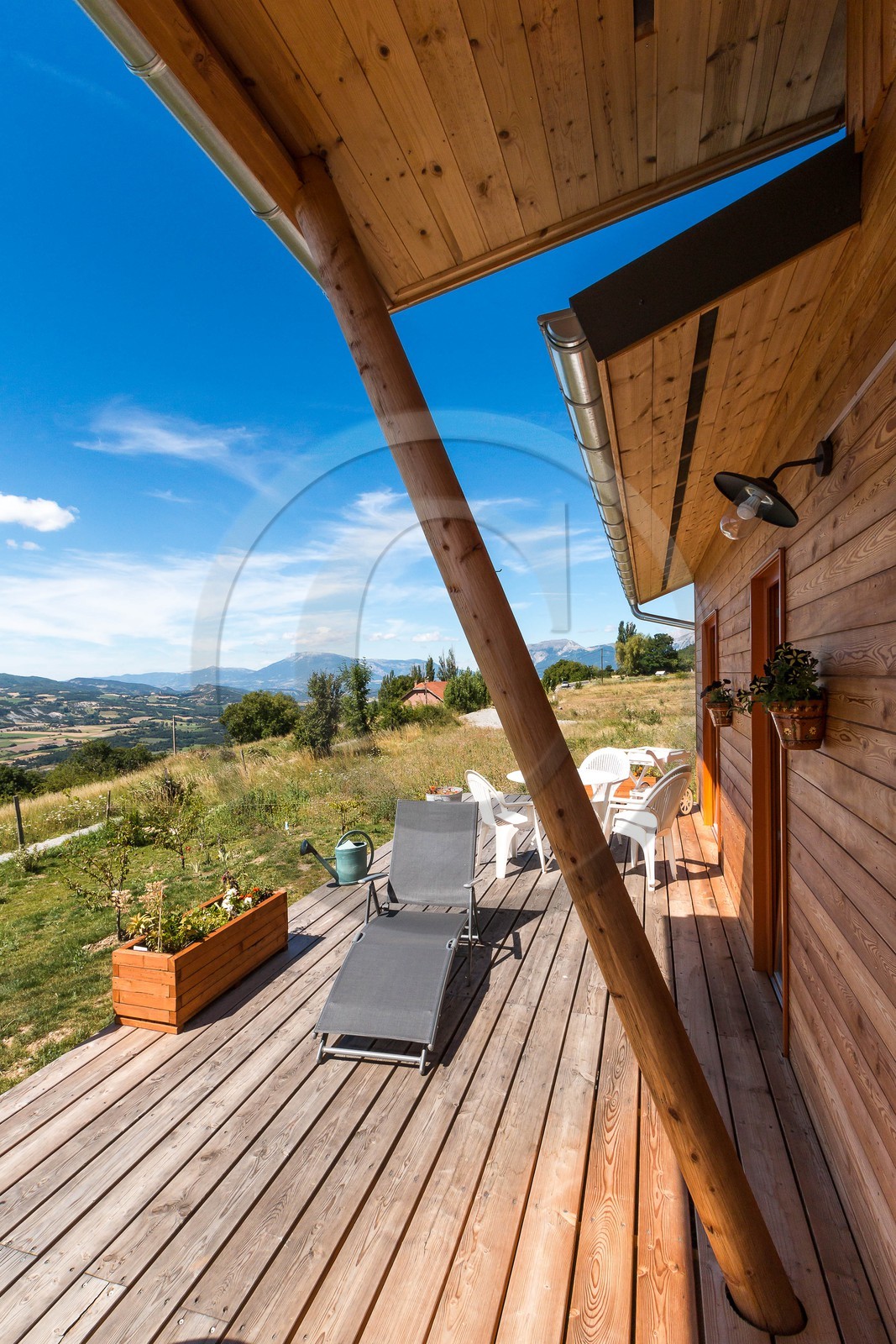 Constructeur de maison en paille