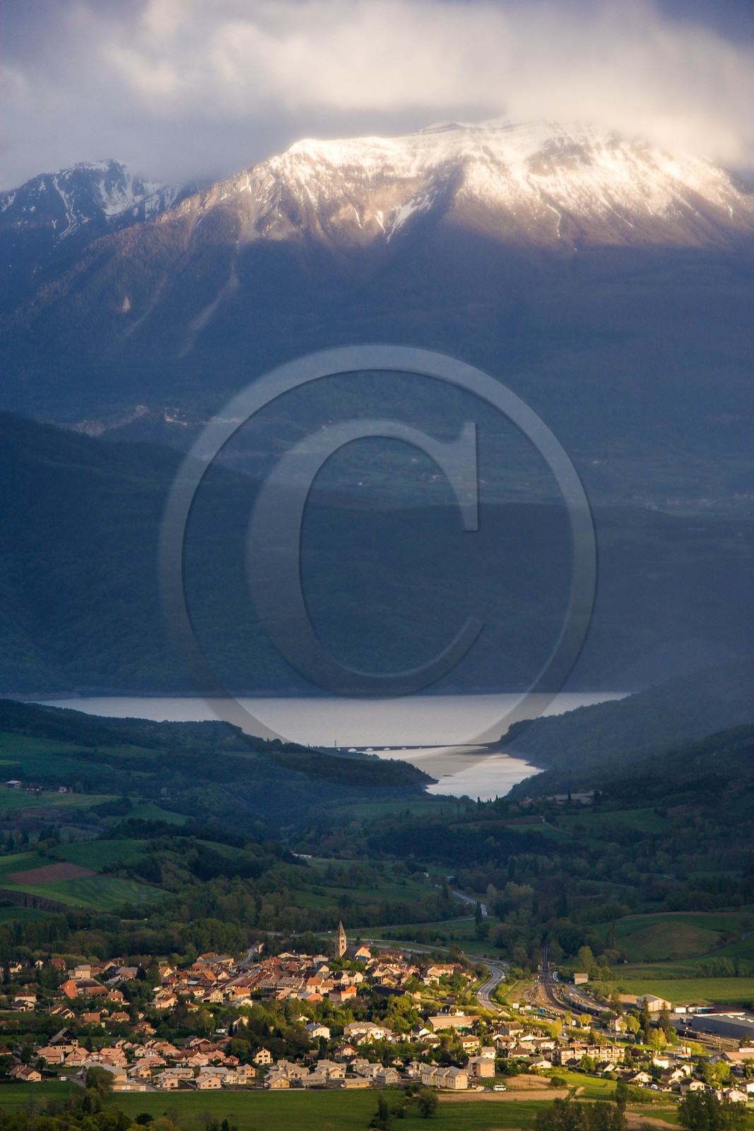 Pays de Serre-Ponçon, village de Chorges