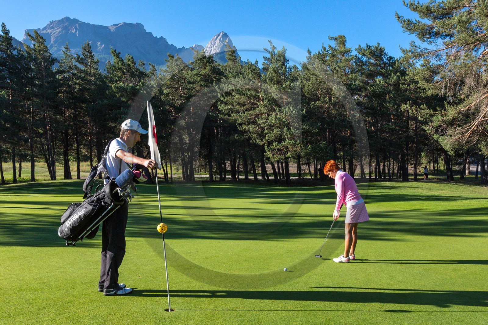 Barcelonnette, Golf de Bois-Chenu