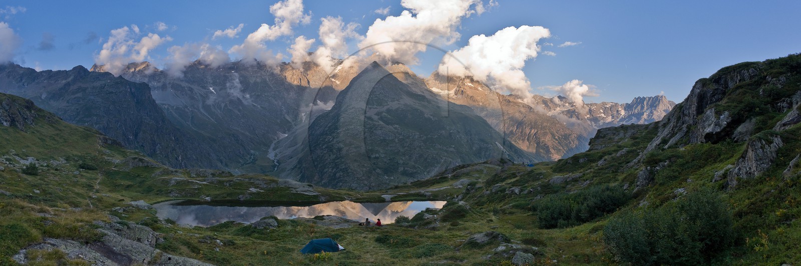 Bivouac au lac du Lauzon