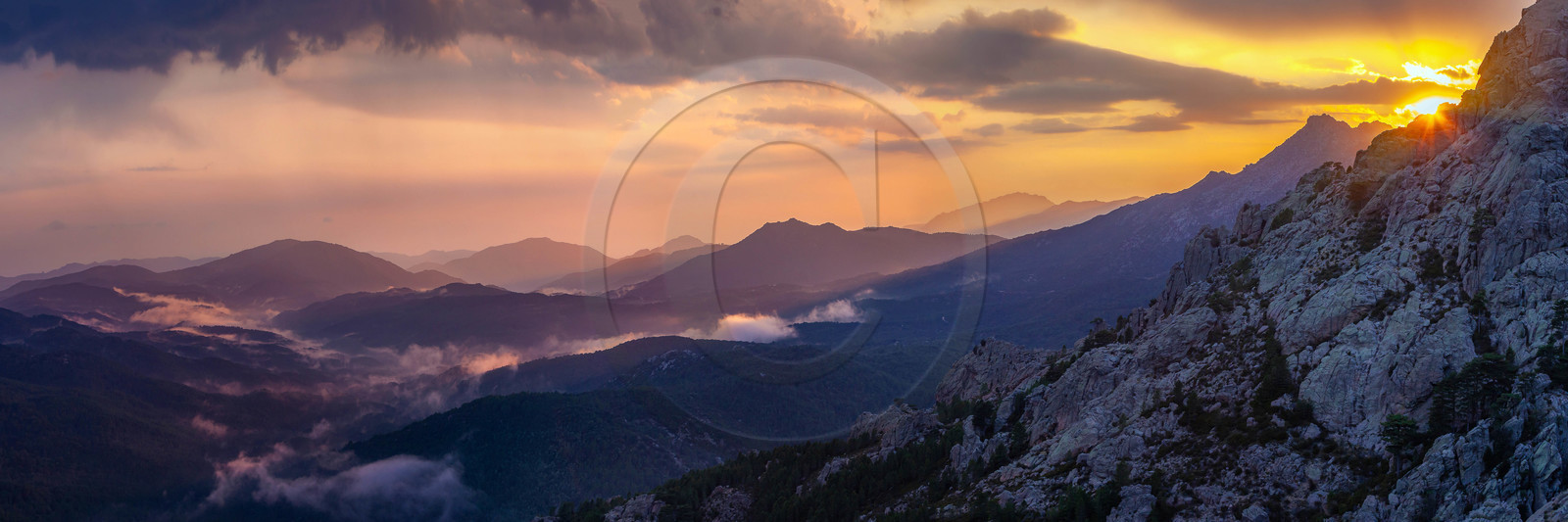 Les Aiguilles de Bavella (forchi di Bavedda )