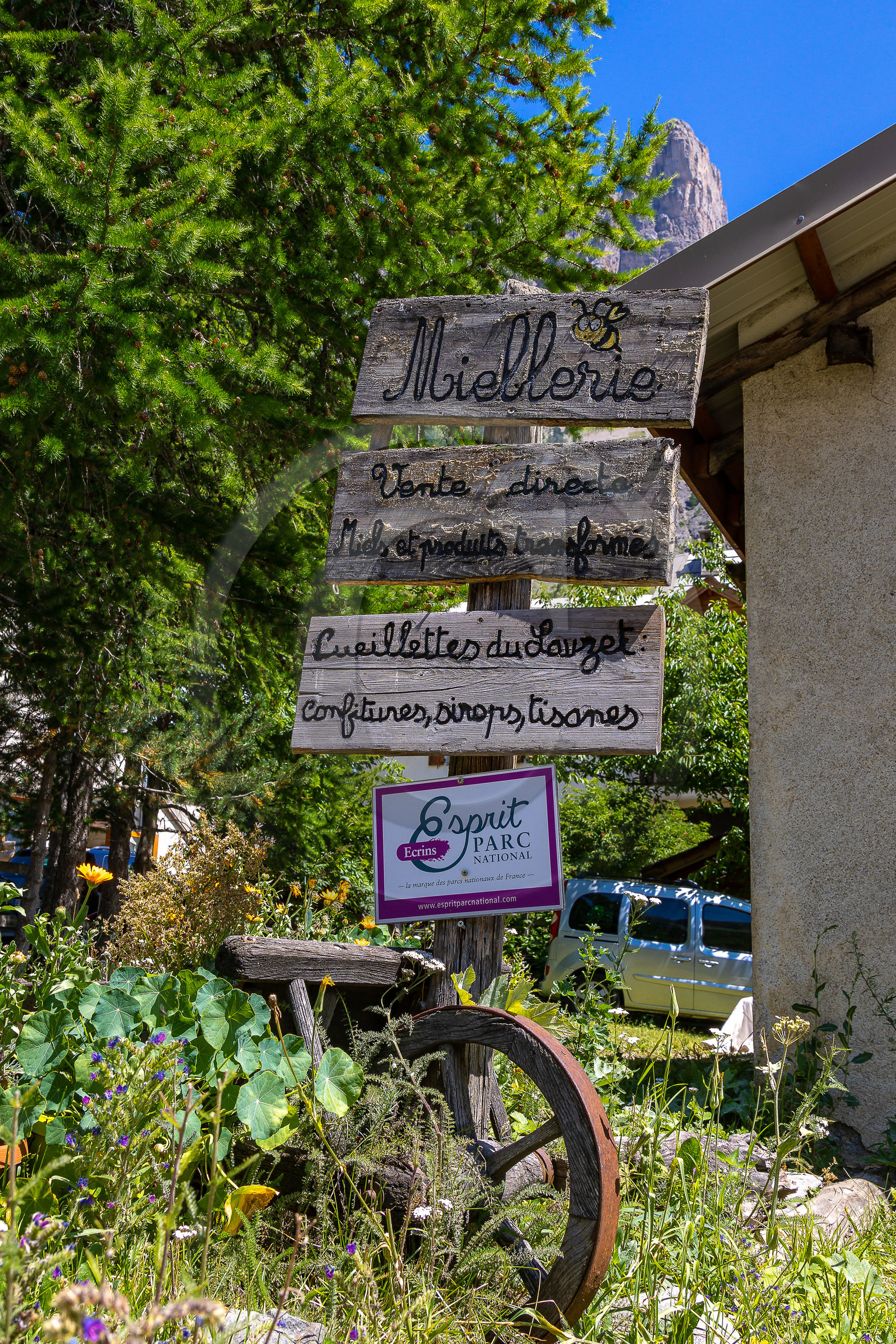 Les cueillettes du Lauzet et la miellerie du Lauzet