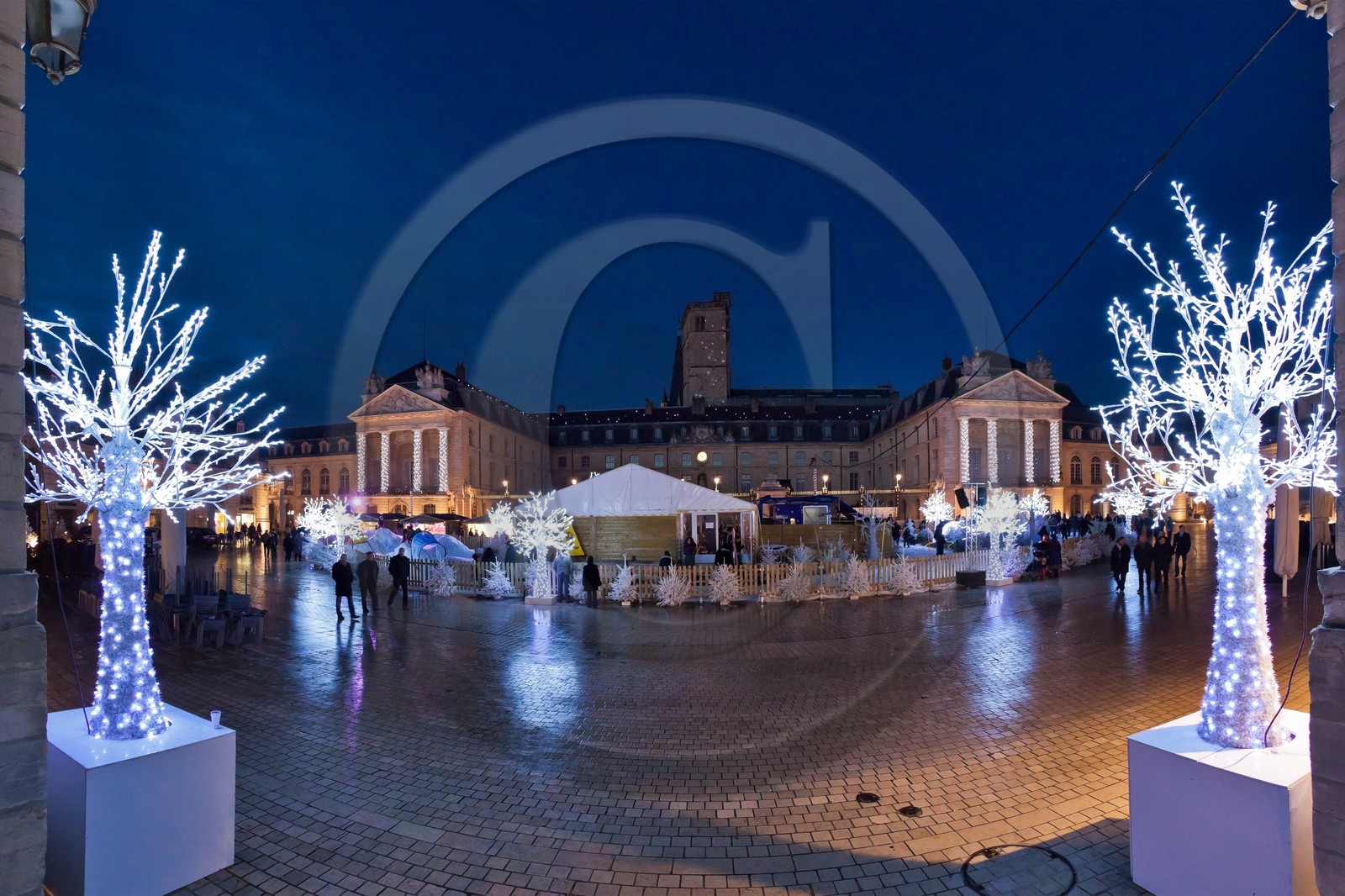 Une véritable station de sports d’hiver éphémère, un Noël extraordinaire à Dijon