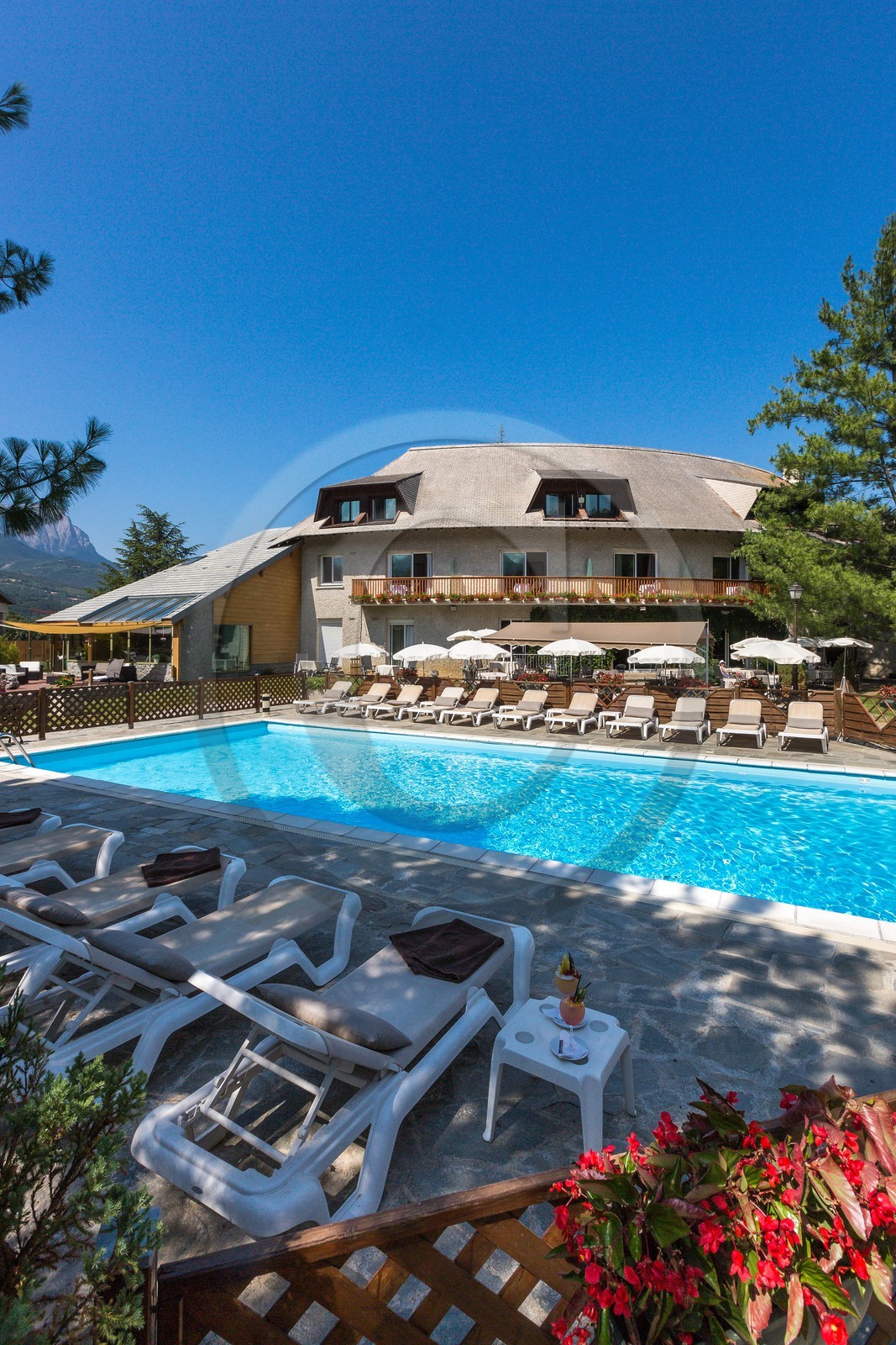 Hôtel restaurant spa Les Bartavelles