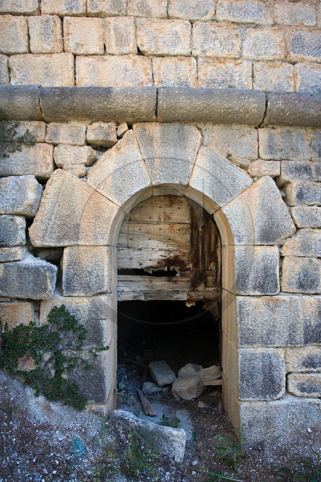 Briançon, La Communication Y