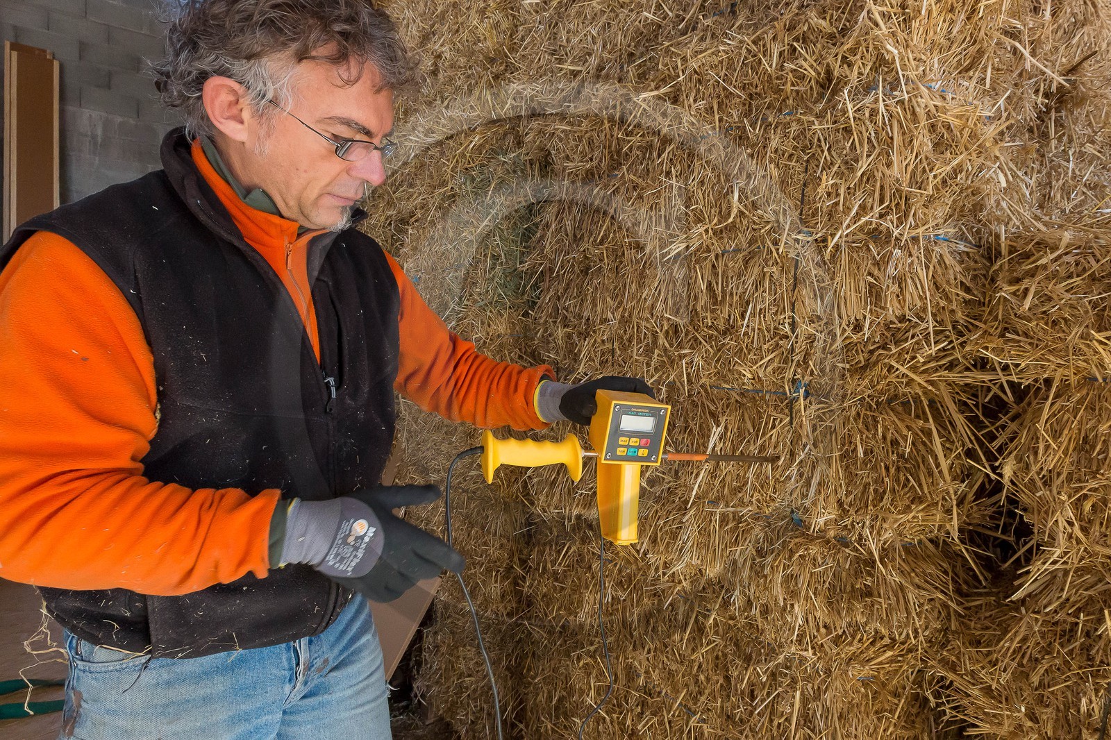 Constructeur de maison en paille