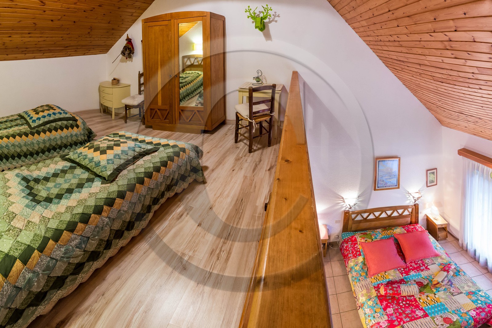 Saint-Bonnet-en-Champsaur, Chambres et table d'hôtes La Combe Fleurie