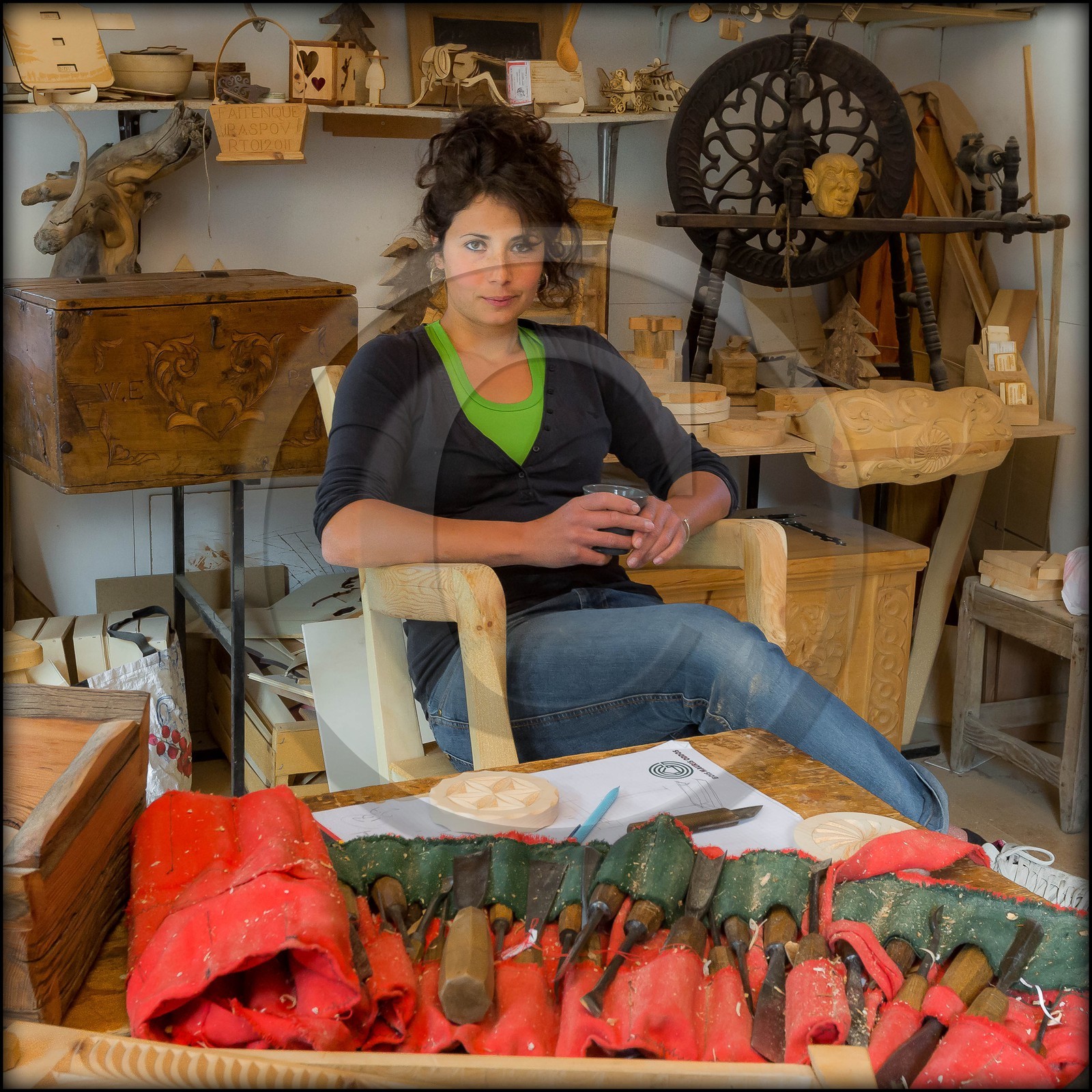 Floranne Blanc-Debrune, Acanthernel, Sculpture, ébénisterie, créations