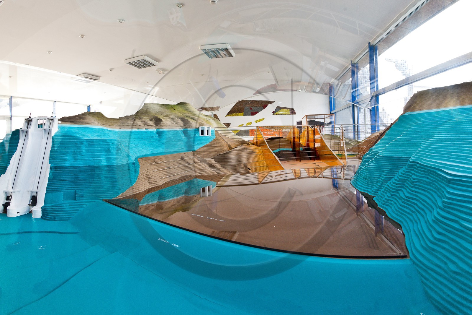 Barrage de Serre-Ponçon, usine hydroélectrique EDF