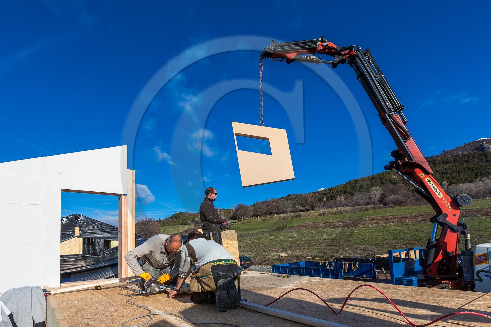 Constructeur de maison en paille