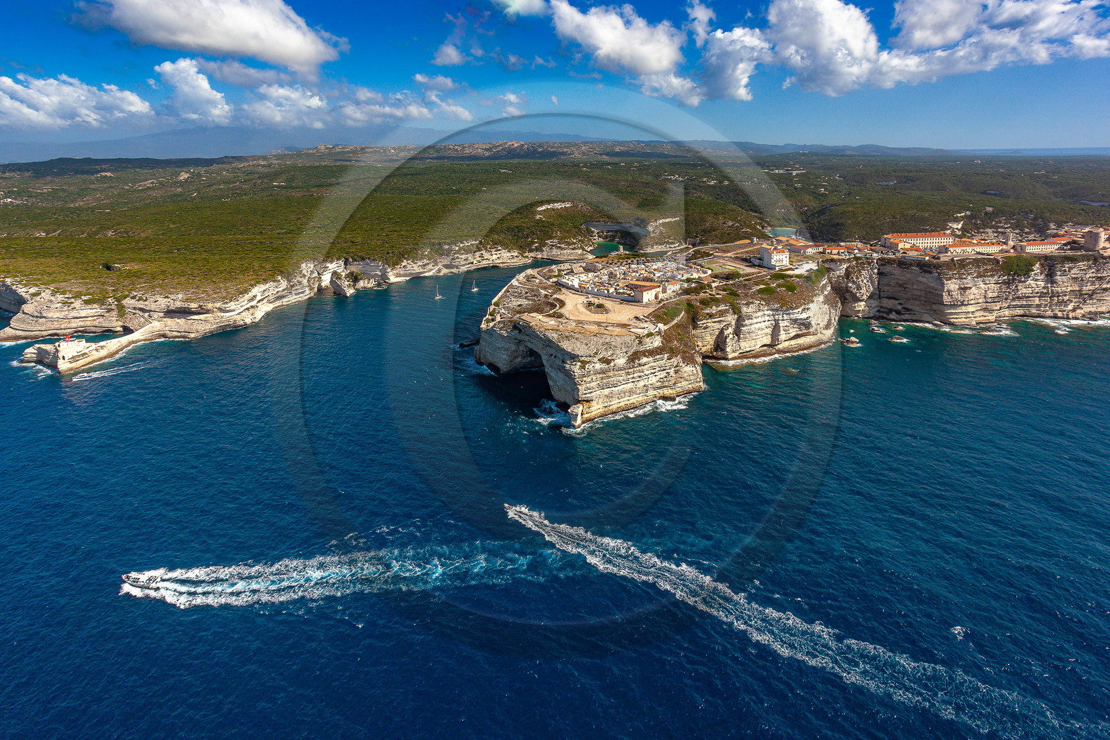 Bonifacio, falaises de calcaire