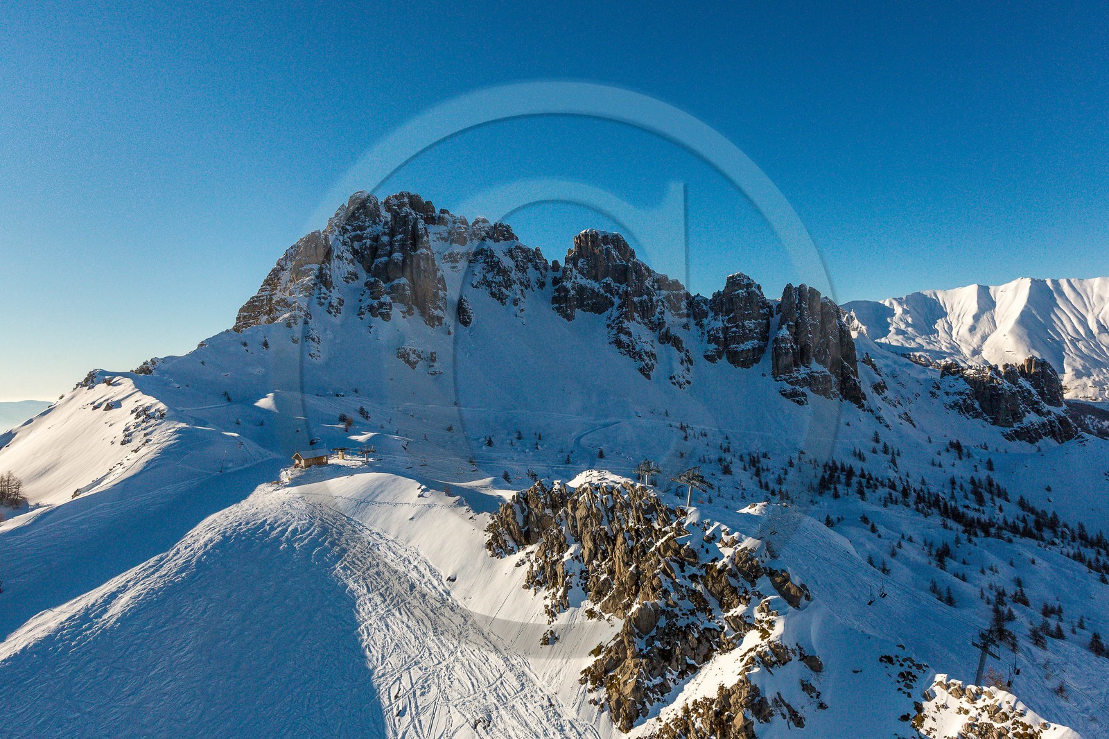 Pays de Serre-Ponçon, Réallon et les Aiguilles de Chabrières