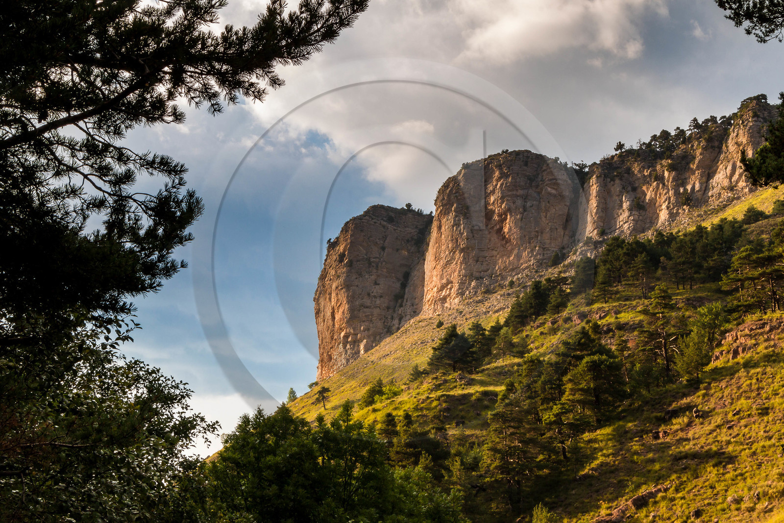 Les Monges, Rocher du Midi